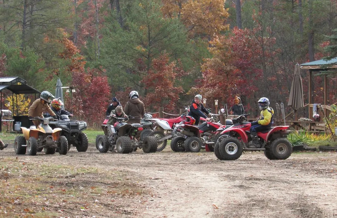 Best Bear Lodge & Campground-1