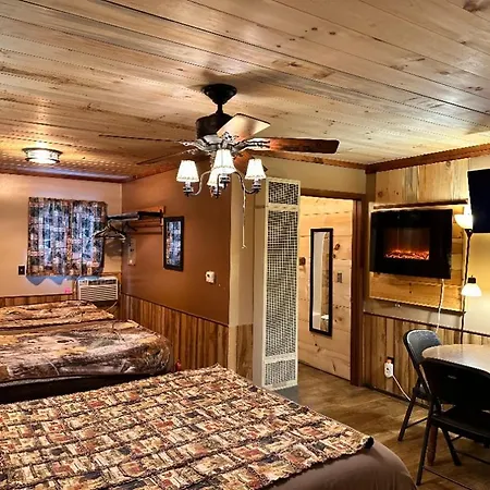 Best Bear Lodge & Campground-2